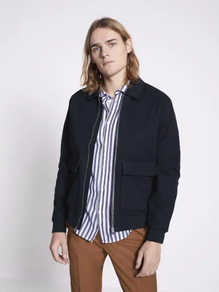 Srajčna jakna Celio črna