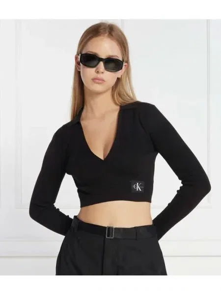 Calvin Klein Jeans Pulover | Cropped Fit negru