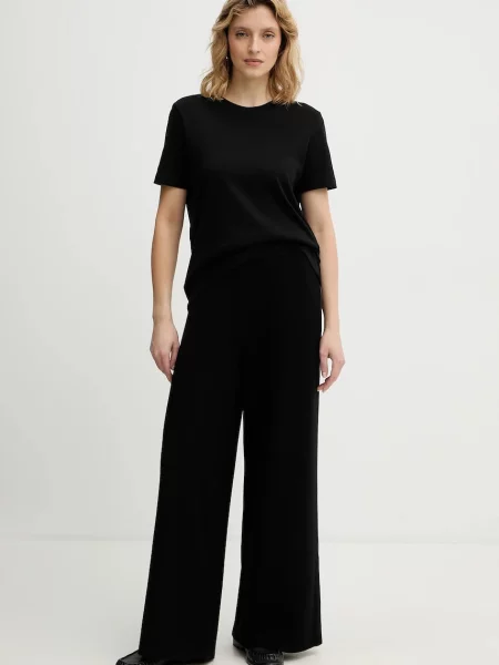 Спортивные штаны United Colors Of Benetton с аппликацией черные