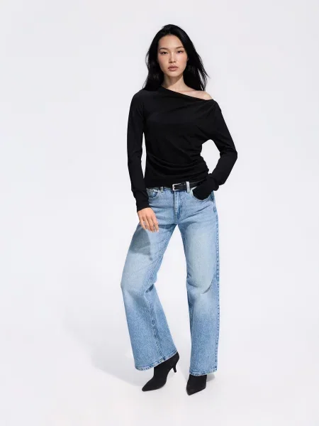 Блузка Reserved из лиоцела черная