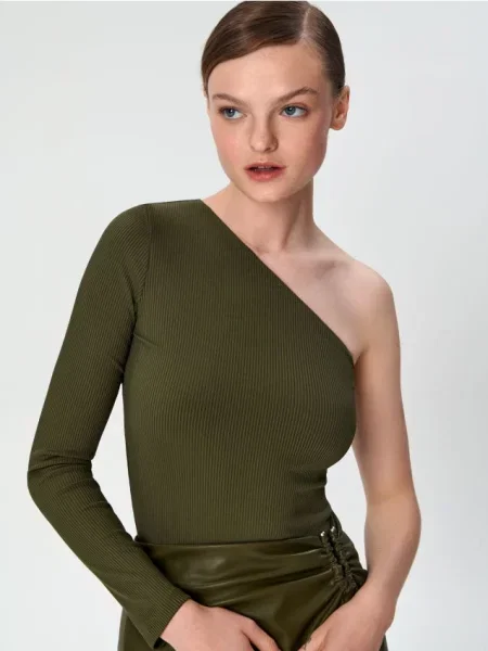 Кроп топ в рубчик темно-зелений зелений