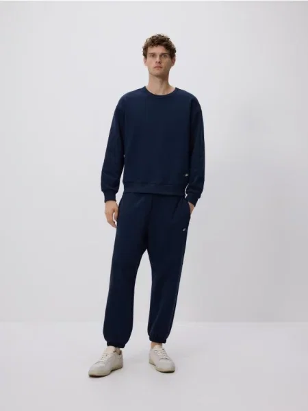 Reserved Pantaloni sport comfort bleumarin