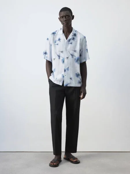 Koszula regular fit w kwiaty Mężczyzna XL MANGO MAN niebieski