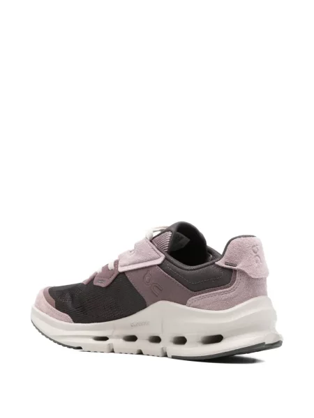 Sneakerși On roz
