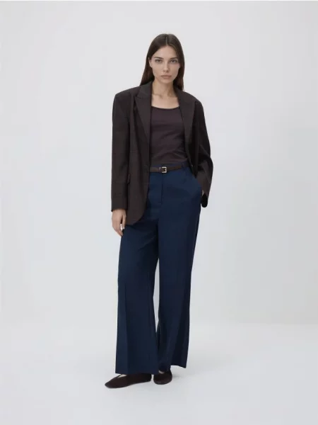 Reserved Pantaloni cu conținut ridicat de modal bleumarin