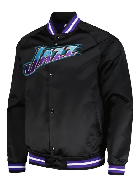 Geacă bomber Mitchell & Ness din satin negru