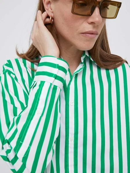Tričko Polo Ralph Lauren relaxed s klasickým límcem zelená