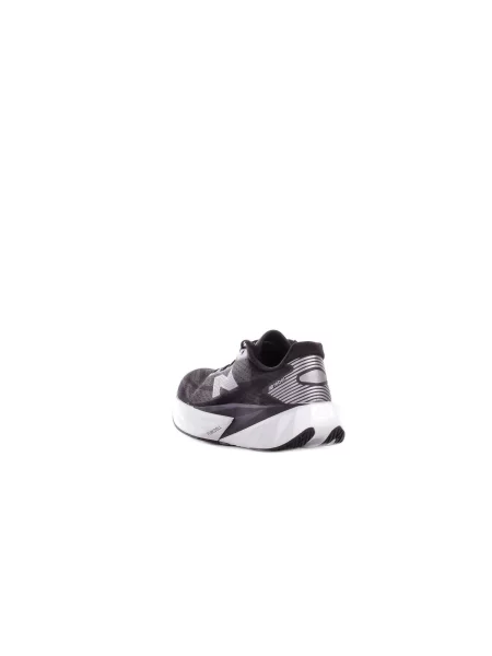 Buty do biegania New Balance FuelCell Rebel v5 czarny