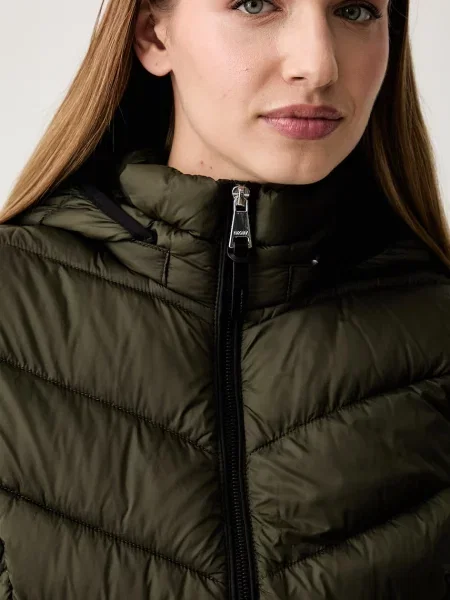 Жилет Dkny с капюшоном
