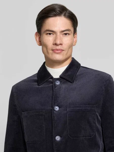 Koszula o kroju slim fit w koszulowym stylu z sztruksu Mcneal granatowa