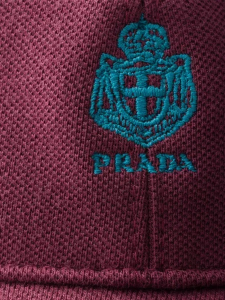 Șapcă Prada roșu