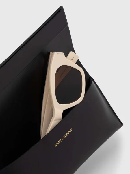 Saint Laurent napszemüveg bézs