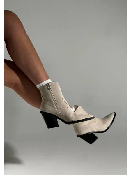 Замшевые ботильоны 105.store бежевые