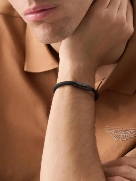 Náramek Aston Martin Watches s autogramem černý
