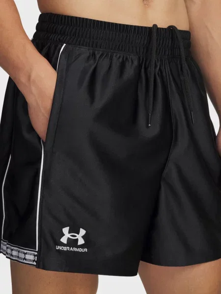 Спортивные шорты Under Armour черные