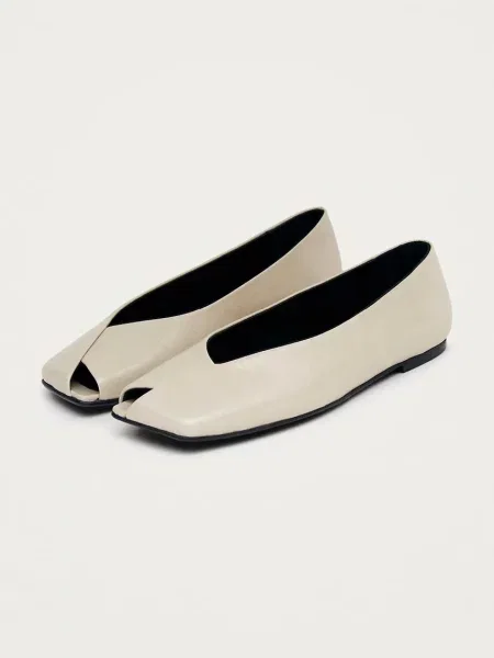 Шкіряні балетки Alohas Katia