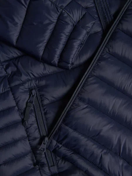 Стеганая куртка Reserved с высоким воротником синяя