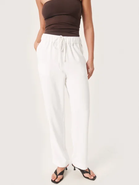 SOAKED IN LUXURY Pantaloni Shirley' alb