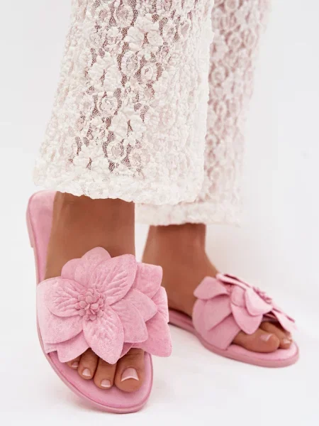 Papuci Boto cu model floral alb