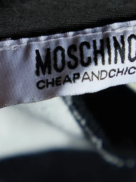 Кадифени панталон Moschino Cheap & Chic на цветя с принт черно