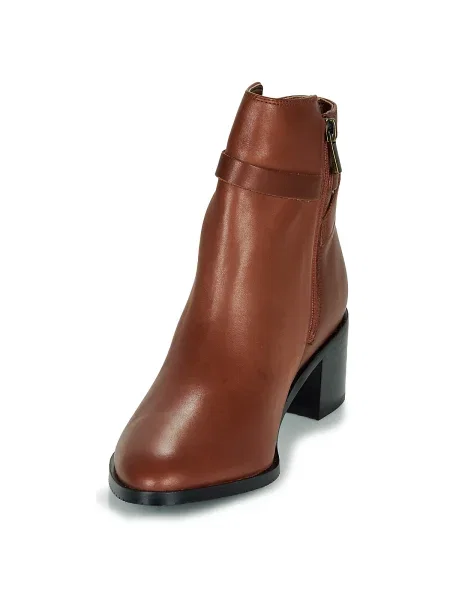 Pantofi Clarks