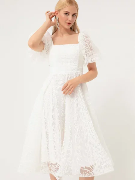 Sukienka wieczorowa Lafaba biała