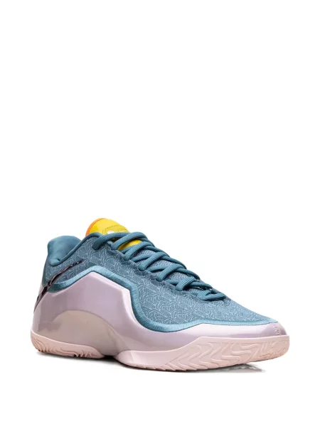 Маратонки Nike Vomero розово