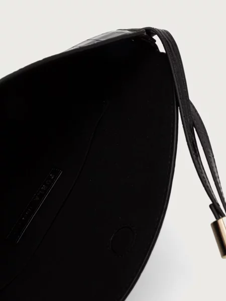 Кожаная сумка через плечо Furla