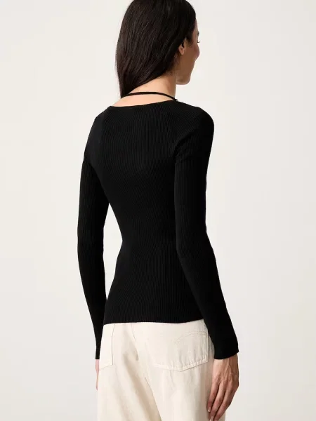 Guess sweter z wiskozą MEGHAN czarny