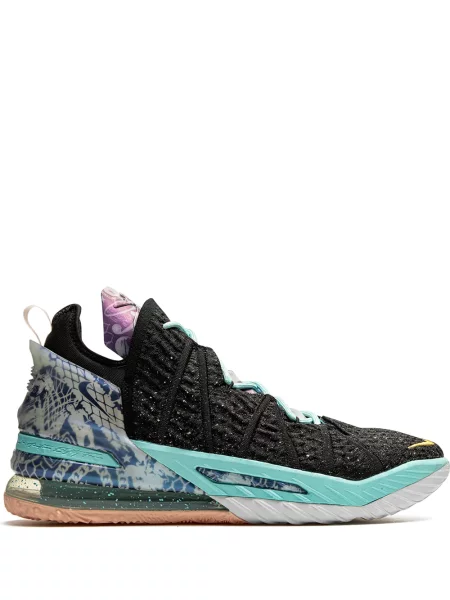 Sneakerși Nike LeBron negru