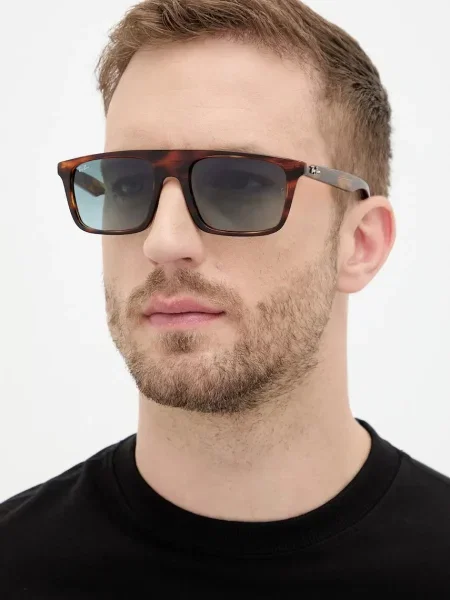 Солнцезащитные очки Ray-ban коричневые