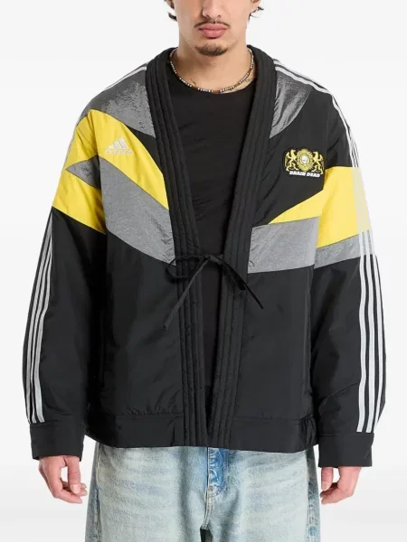 Pălărie Adidas cu dungi cu platformă din jerseu alb