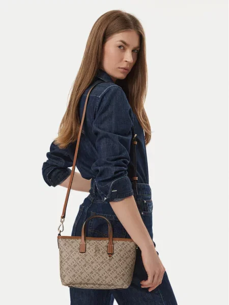 Tommy Hilfiger Táska Th Monoplay Mini Tote Le barna