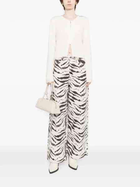 Cardigan N.peal