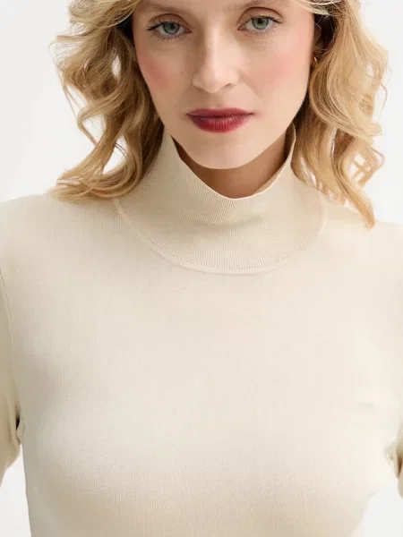 Легкий свитер Filippa K бежевый