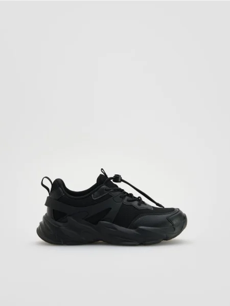 Reserved Sportowe sneakersy czarny