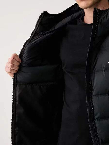 Adidas пухова куртка Helionic