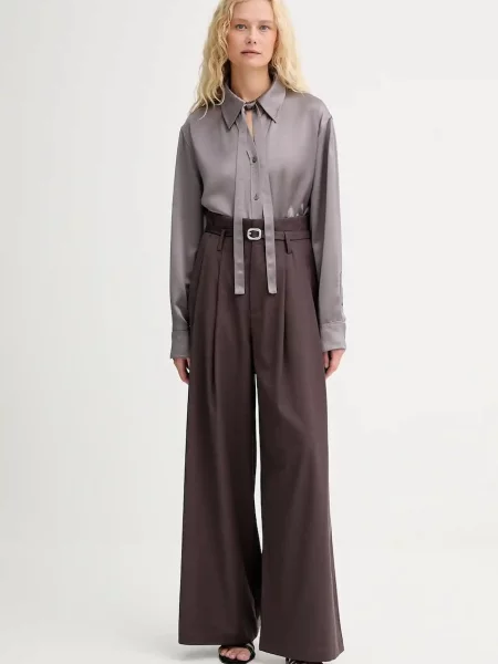 Классическая ошейниковый рубашка Isabelle Blanche серая