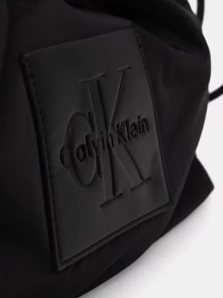Calvin Klein Táska fekete