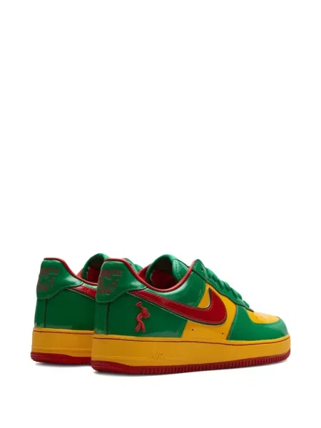 Маратонки Nike Air Force 1 червено