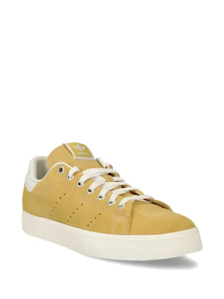 Велурени маратонки Adidas Superstar бяло