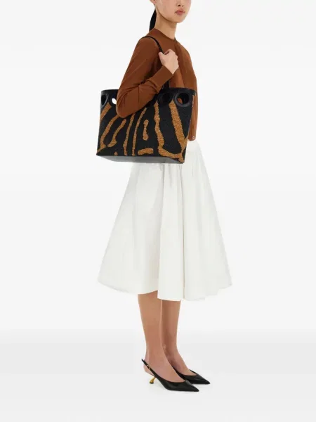 Geantă shopper Ferragamo negru