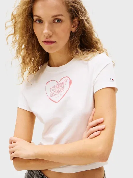 Футболка Tommy Jeans з сердечками біла