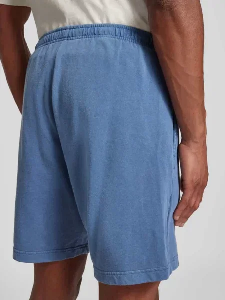 Szorty z dzianiny dresowej o kroju regular fit z detalem z logo Mazine niebieskie