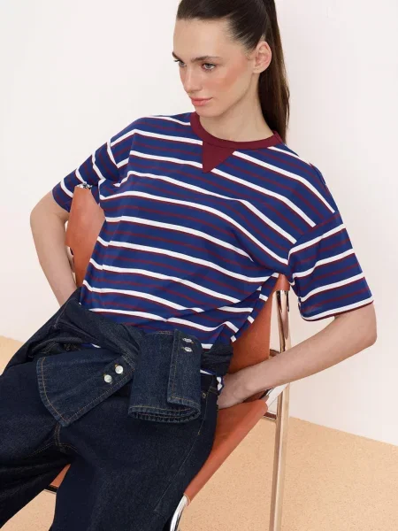 Trendyol Tricou albastru marin / roșu bordeaux alb