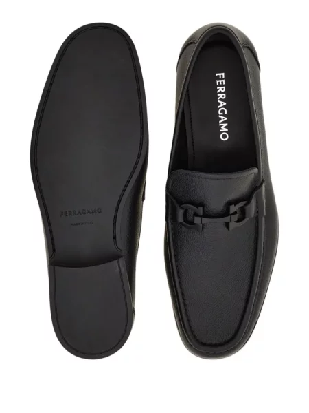 Pantofi loafer Ferragamo cu cataramă negru