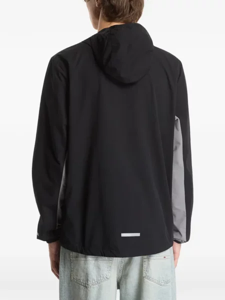 Ușor geacă de vânt Reebok cu imagine negru
