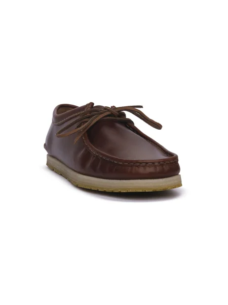 Pantofi Clarks din dantelă maro