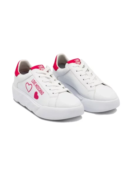 Sneakersy Moschino skórzane w serca z logo białe