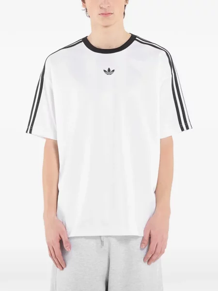 Dlouhé běžecké boty Adidas Terrex s krátkými rukávy s výstřihem do v černé